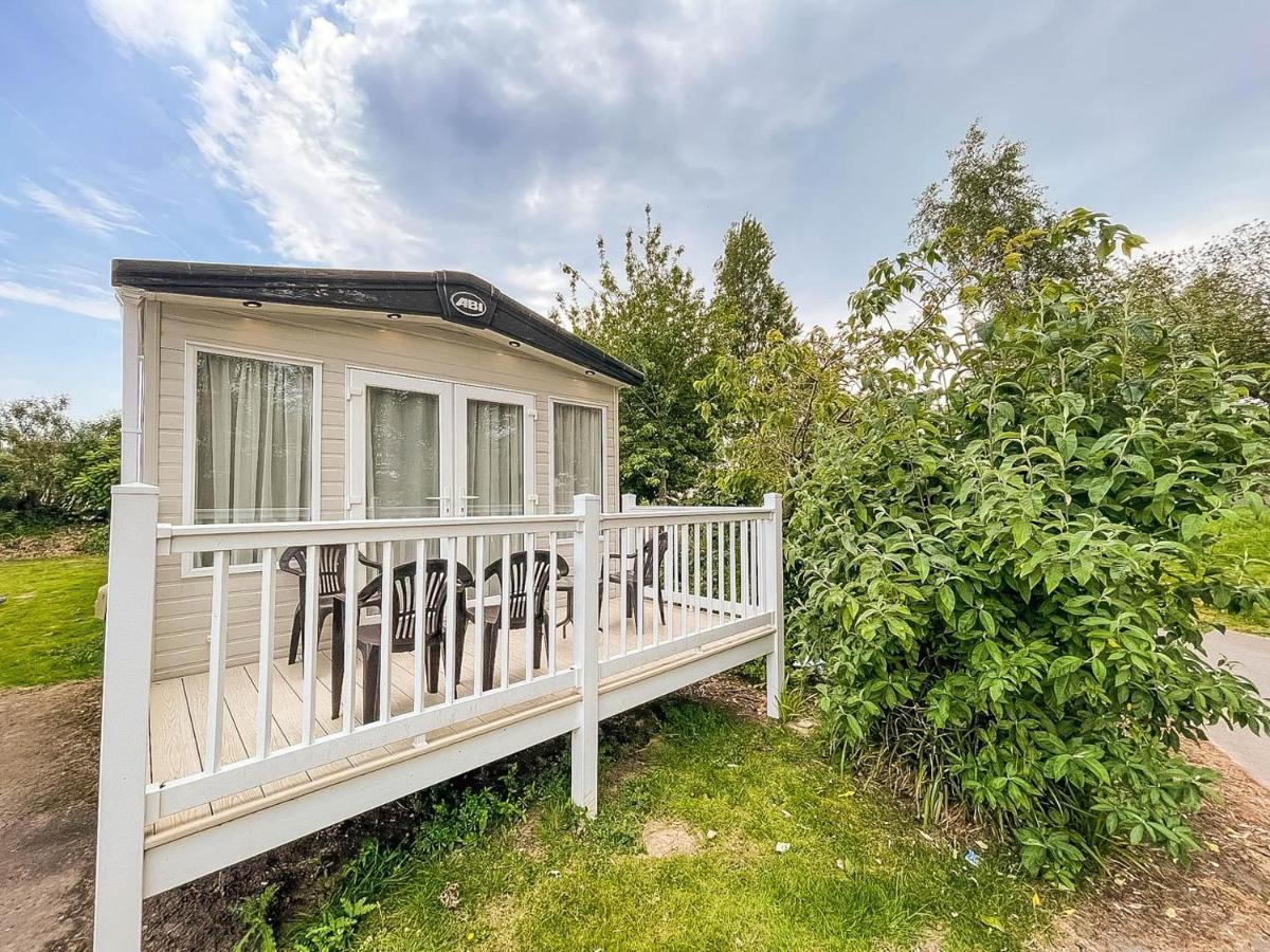 Beautiful 6 Berth Caravan With Decking At Southview Holiday Park Ref 33024O Hotell Skegness Eksteriør bilde